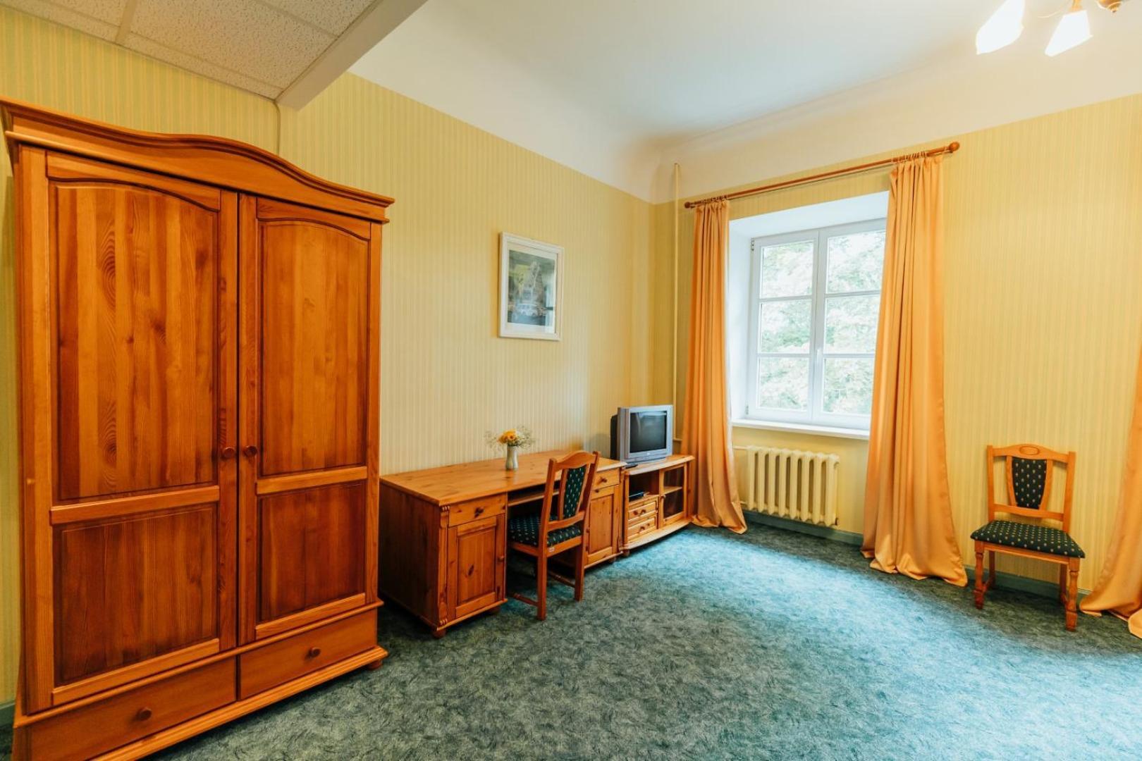 Nauksenu Muiza Hotel Naukseni Buitenkant foto